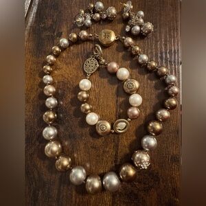 Elegant Pearl Jewelry Set